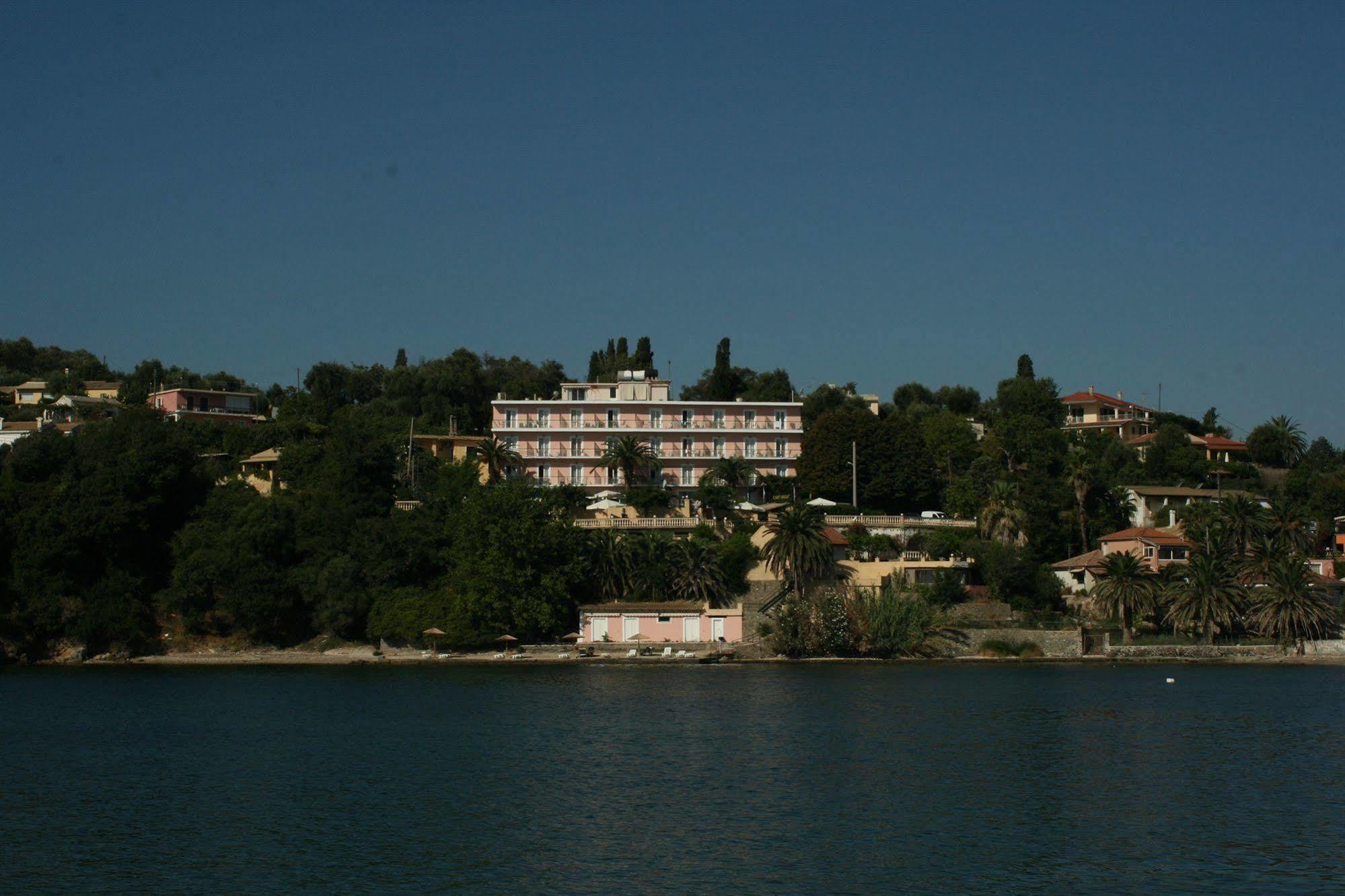 Aegli Hotel Perama  Exteriör bild